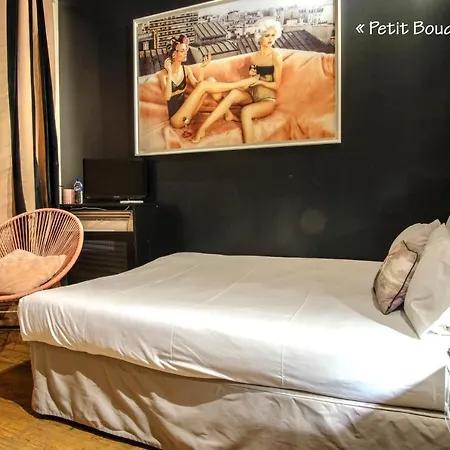 Des Beaux-arts Otel 4*